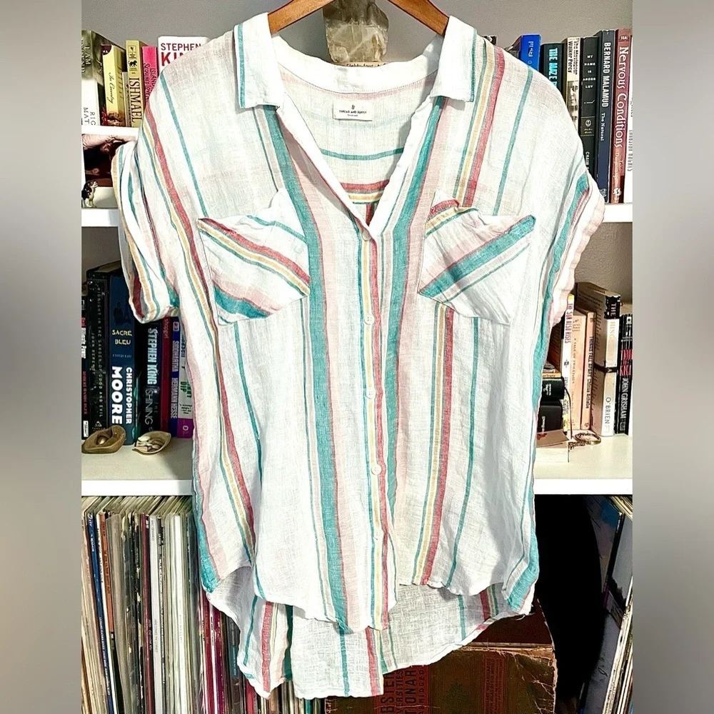 Thread & Supply Linen Blend White Striped Shirt Short-Sleeve Button-up Green Red